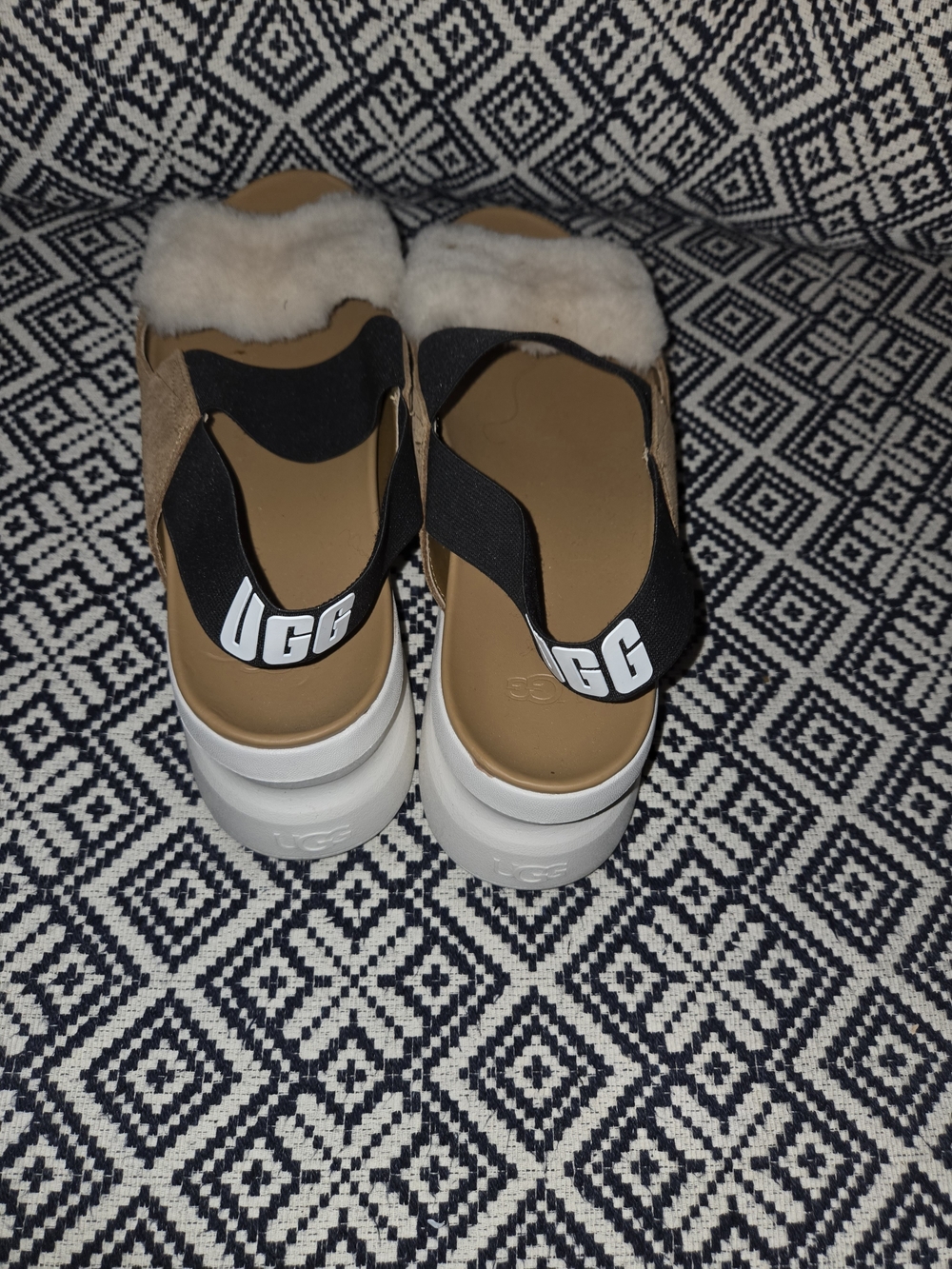 UGG Womens Tan Shearling Slide Sandals with Black Logo Strap Size 11